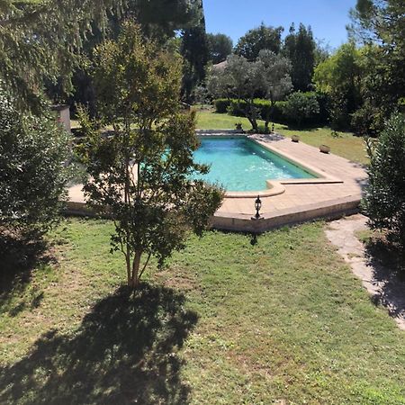 Gite En Provence Dans Grand Jardin Avec Piscine Partagee 科尔尼永孔福 外观 照片