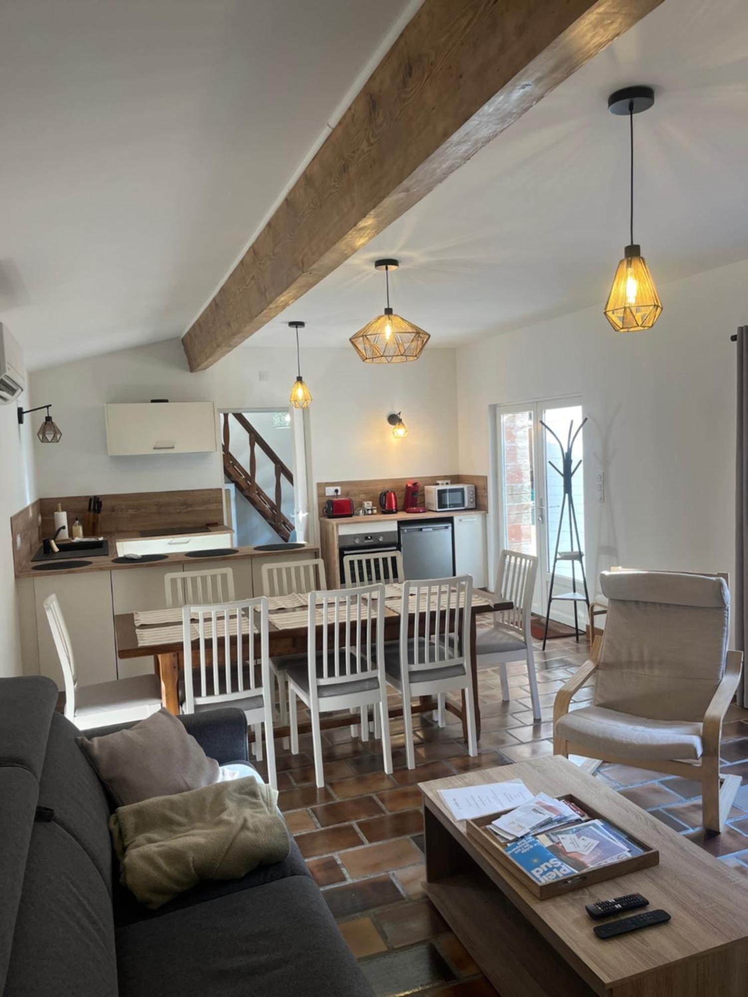 Gite En Provence Dans Grand Jardin Avec Piscine Partagee 科尔尼永孔福 外观 照片