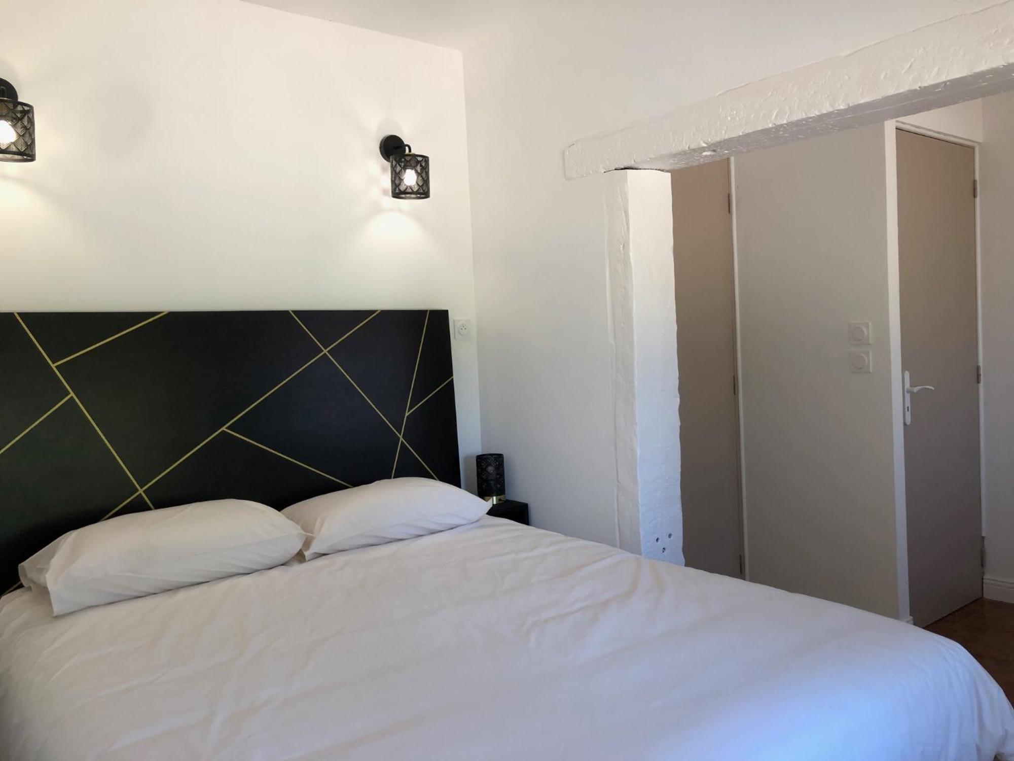 Gite En Provence Dans Grand Jardin Avec Piscine Partagee 科尔尼永孔福 外观 照片
